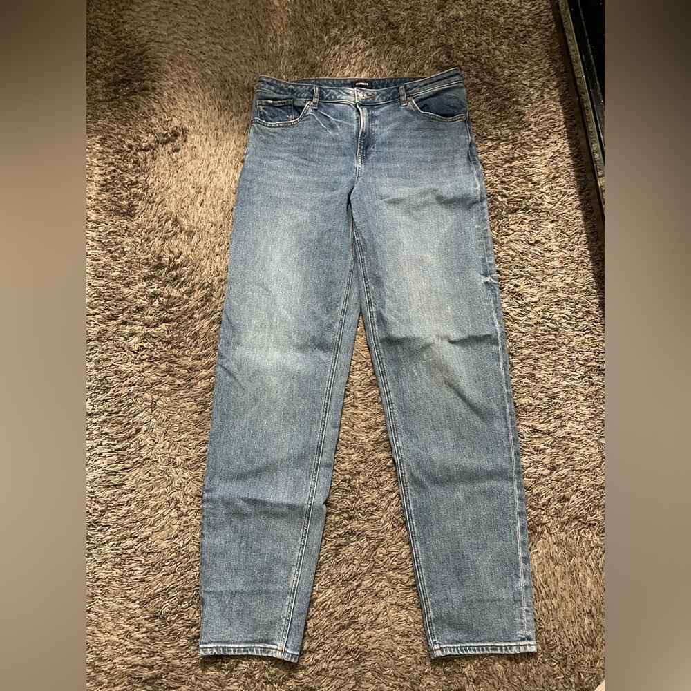 Express Women's Straight Leg Blue Jeans
